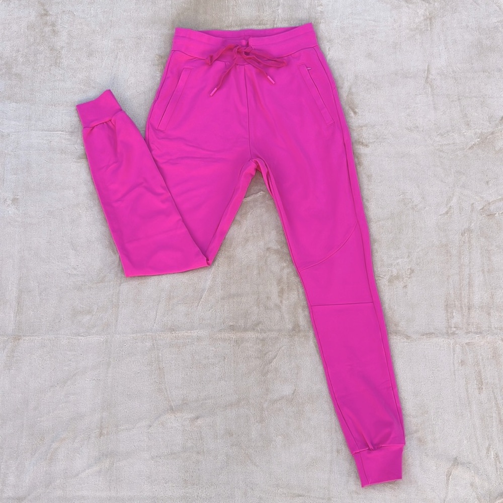 BuffBunny Exclusive Pink Joggers Extra Small (XS) Small?